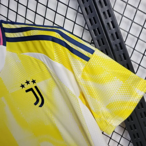 2024/25 Juventus Away Soccer Jersey - Image 5