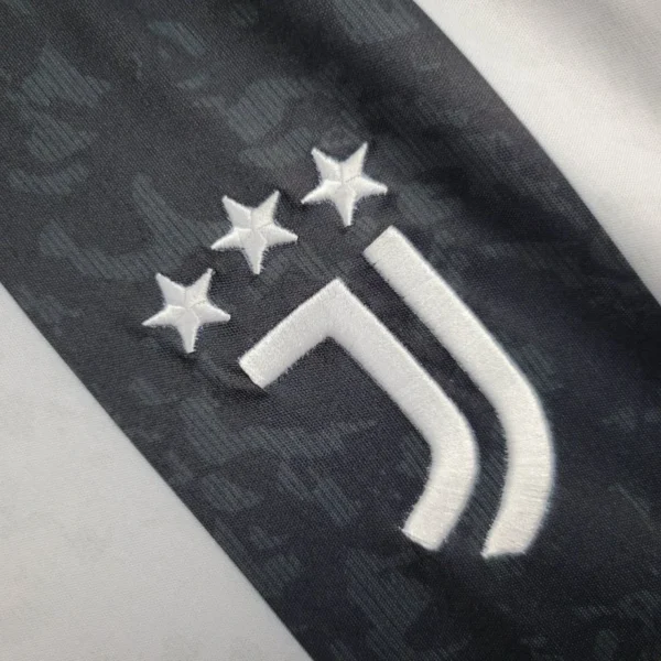 2024/25 Juventus Home Soccer Jersey - Image 8
