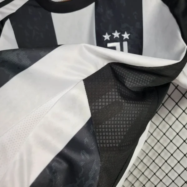 2024/25 Juventus Home Soccer Jersey - Image 3