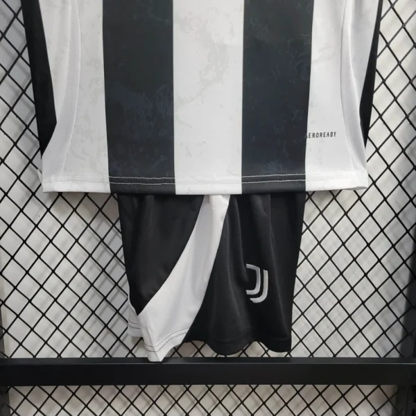 2024/25 Juventus Home Soccer Jersey Kid Kit - Image 3