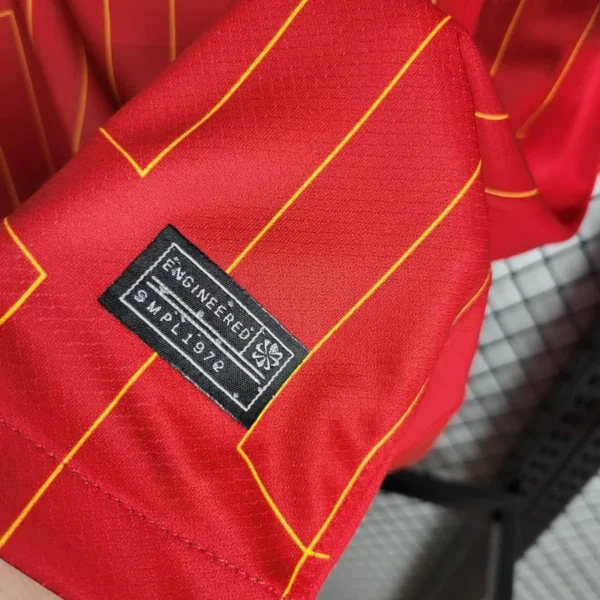 2024/25 Liverpool Home Soccer Jersey - Image 3