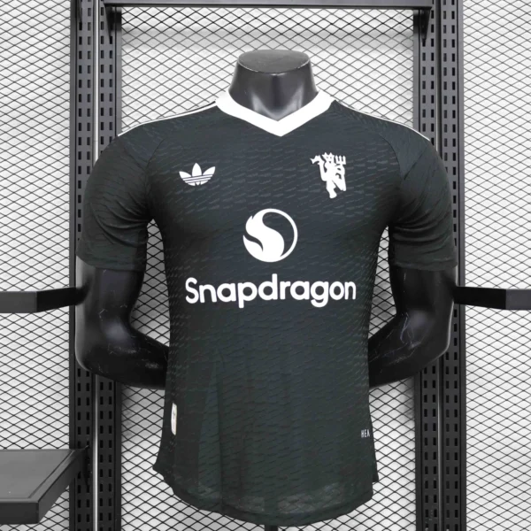 2024/25 Manchester United Black GK Soccer Jersey Player Version