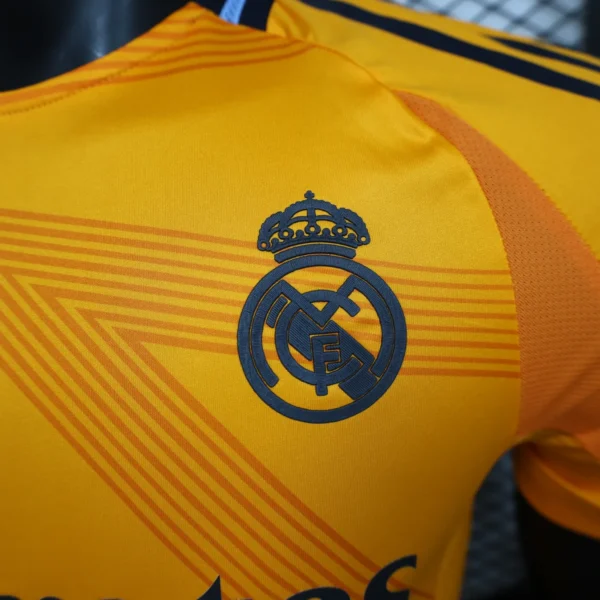 2024/25 Real Madrid Away Soccer Jersey Player Version - Image 3