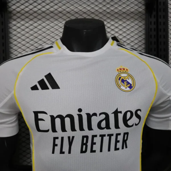 2025/26 Real Madrid Home Soccer Jersey Player Version - Image 3