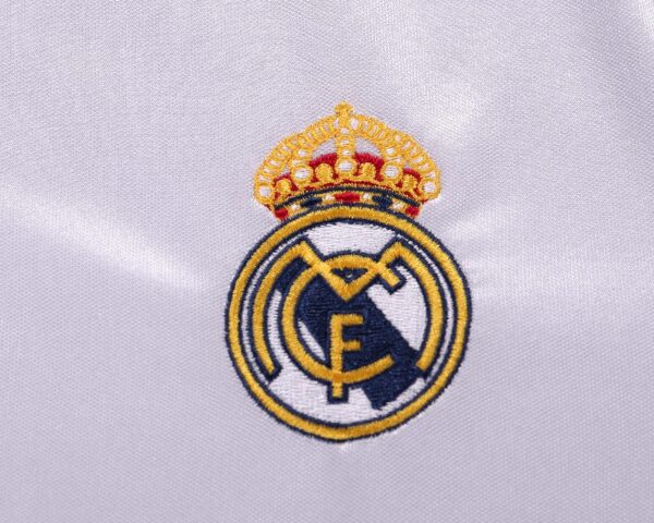 kids Real Madrid 2004-05 home - Image 2