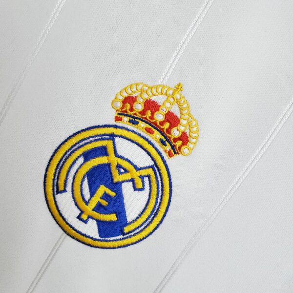 Retro 12/13 Real Madrid home - Image 3