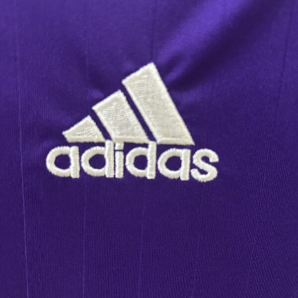 Retro Real Madrid 06/07 Third away - Image 5