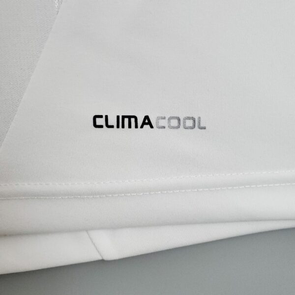 Retro 12/13 Real Madrid home - Image 6