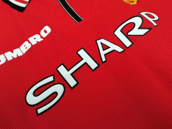 Manchester United 1998/99 home Retro Soccer Jersey - Image 6