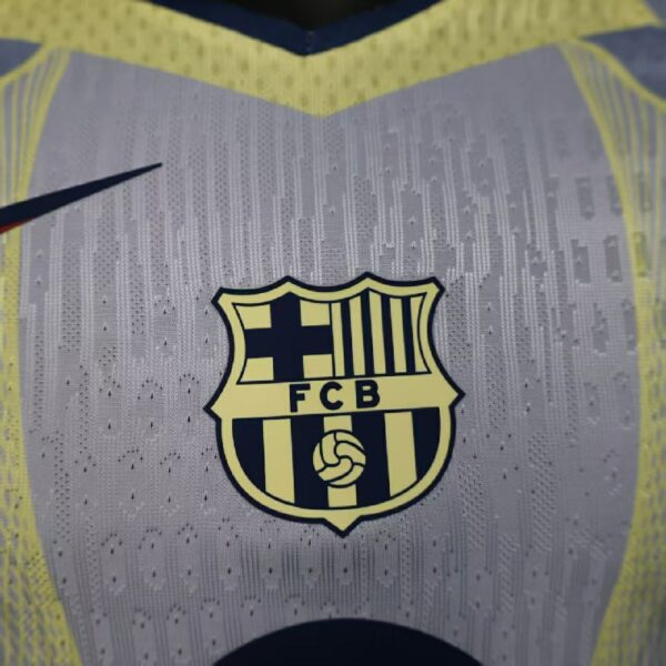2025/26 Player Barcelona home X 04 - Image 4
