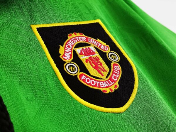Manchester United 1992/94 third away Retro Soccer Jersey - Image 3