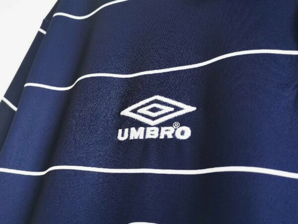 Manchester United 1999/00 away Retro Soccer Jersey - Image 3