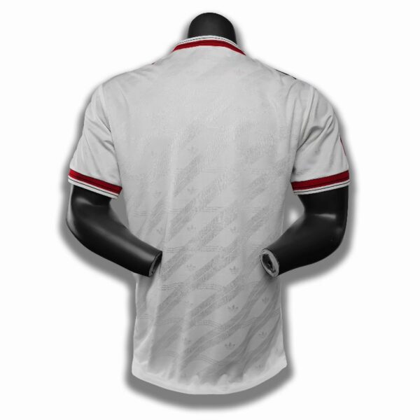 Manchester United 1986/88 away Retro Soccer Jersey - Image 2