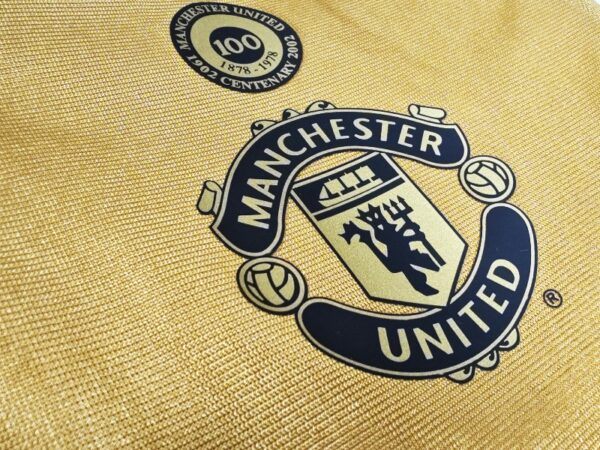 Manchester United 2001/02 Long Sleeve Retro Soccer Jersey two-sided Centennial commemorative - Image 8