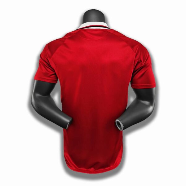 Manchester United 1999/00 home Retro Soccer Jersey - Image 2