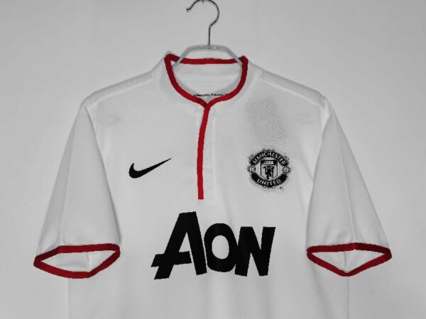 Manchester United 2012/13 away Retro Soccer Jersey - Image 3