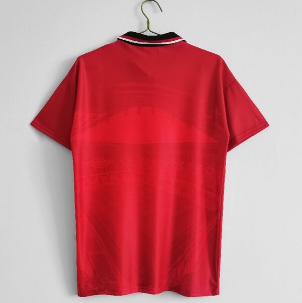 Manchester United 1994/96 home Retro Soccer Jersey - Image 3